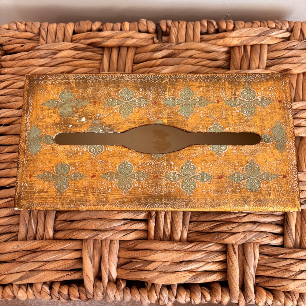 Vintage Florentine Style Hand Painted Wood Tissue Box Cover Gold Gilt Distressed